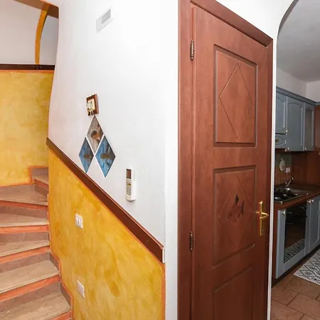 Aurora Con A/c Holiday home *